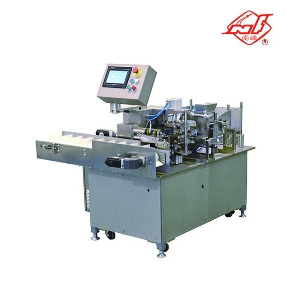 Model DXD05CW180 Envelope packing machine